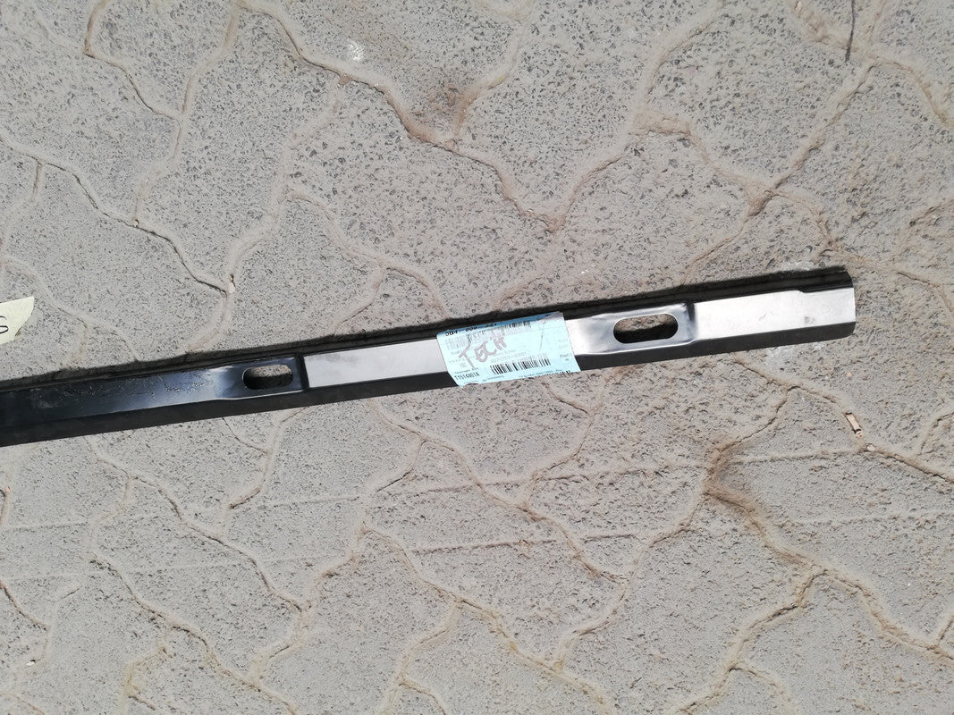 Volkswagen Golf 7 2016 Left Side Sill Skirt Plate