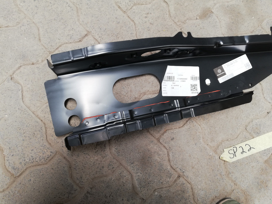 Mercedes-Benz GLC W253, 250 D 2019 Left Front Upper Wheelhouse Support