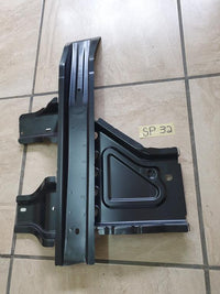 Original New Mercedes-Benz CLS C218 Left Rear Lower Connecting Carrier