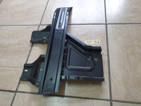 Original New Mercedes-Benz CLS C218 Left Rear Lower Connecting Carrier