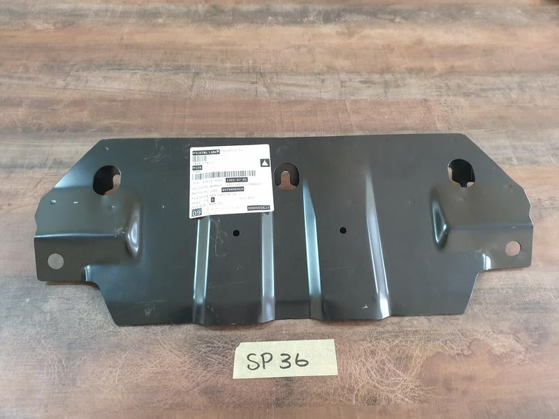 Original New Isuzu D-Max Front Lower Engine Cover