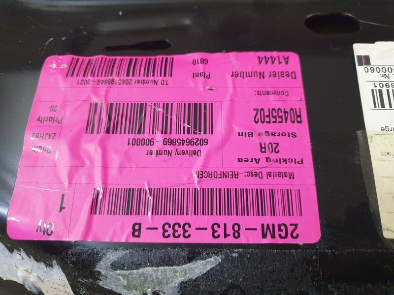 Original New Volkswagen T-Cross 1.0 TSI Left Rear Reinforcement Seal Channel