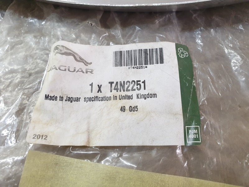 Original New Jaguar XE 2018 Right Rear End Panel Taillight Pocket