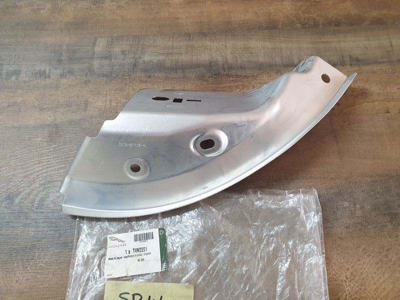 Original New Jaguar XE 2018 Right Rear End Panel Taillight Pocket