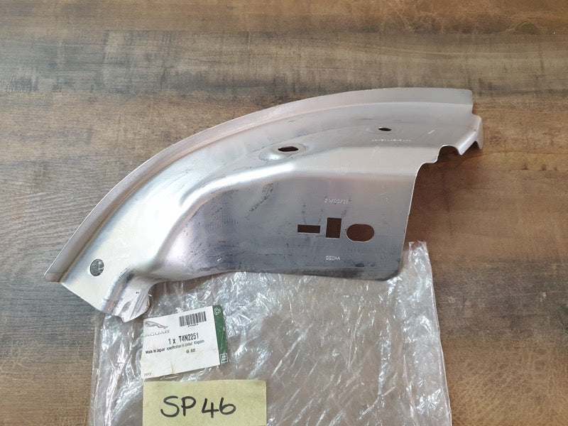 Original New Jaguar XE 2018 Right Rear End Panel Taillight Pocket