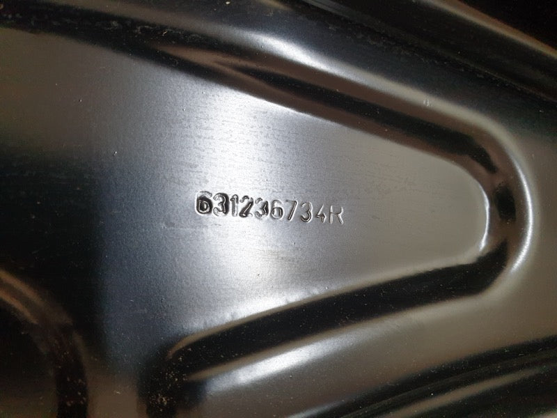 Original New Renault Kiger 2022 Left Front Inner Fender Steel Bracket