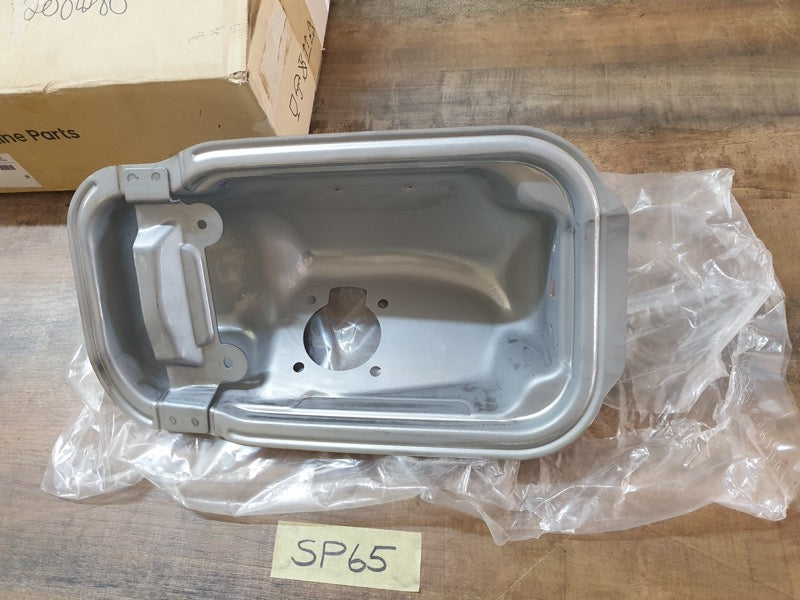Original New Hyundai H1 Transporter Fuel Filler Housing