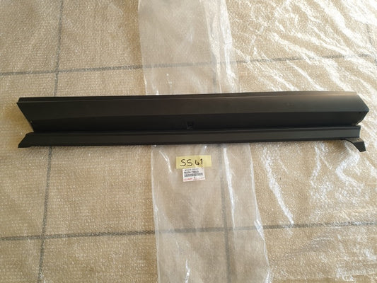 Original New Lexus NX 200 Left Front Door Lower Moulding