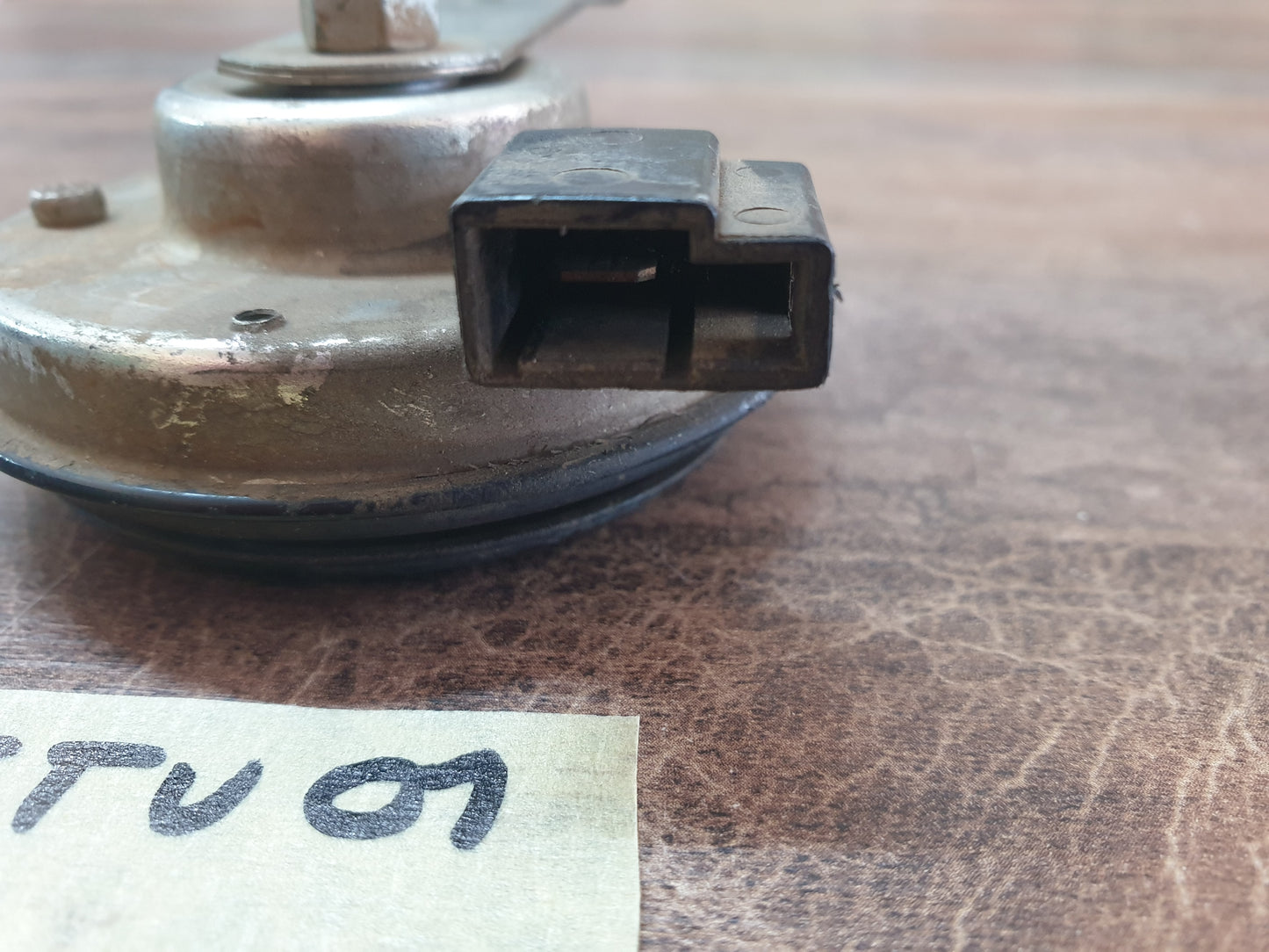 Isuzu D-Max 2021 Original Used Parts - Slight Damage or Wear and Tear