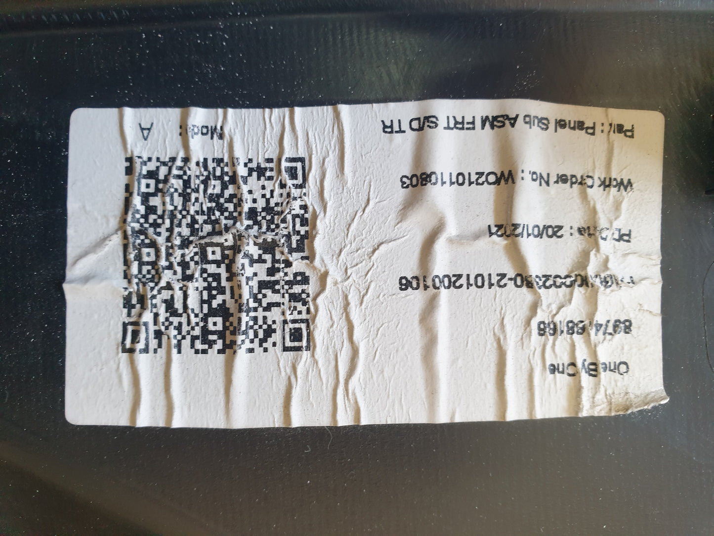 Isuzu D-Max 2021 Original Used Door Components - Slight Damage or Wear and Tear