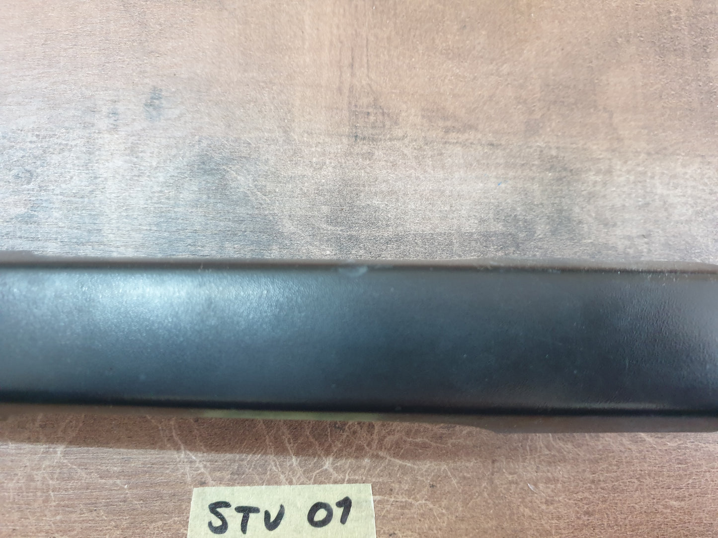 Isuzu D-Max 2021 Original Used Door Components - Slight Damage or Wear and Tear