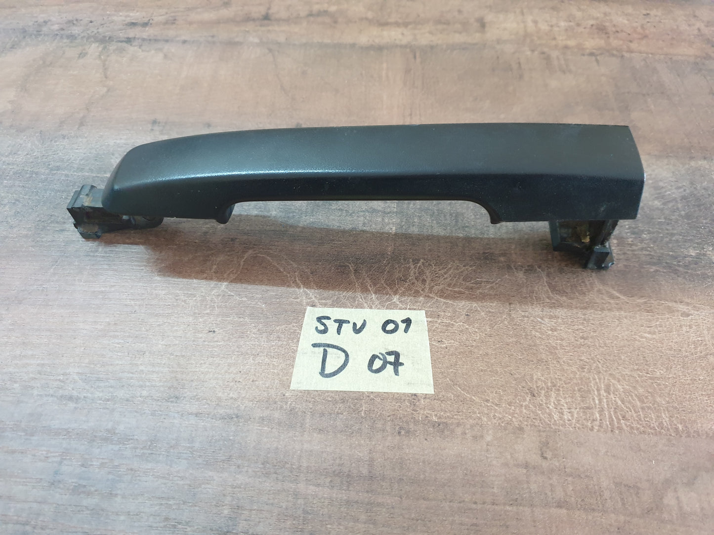 Isuzu D-Max 2021 Original Used Door Components - Slight Damage or Wear and Tear