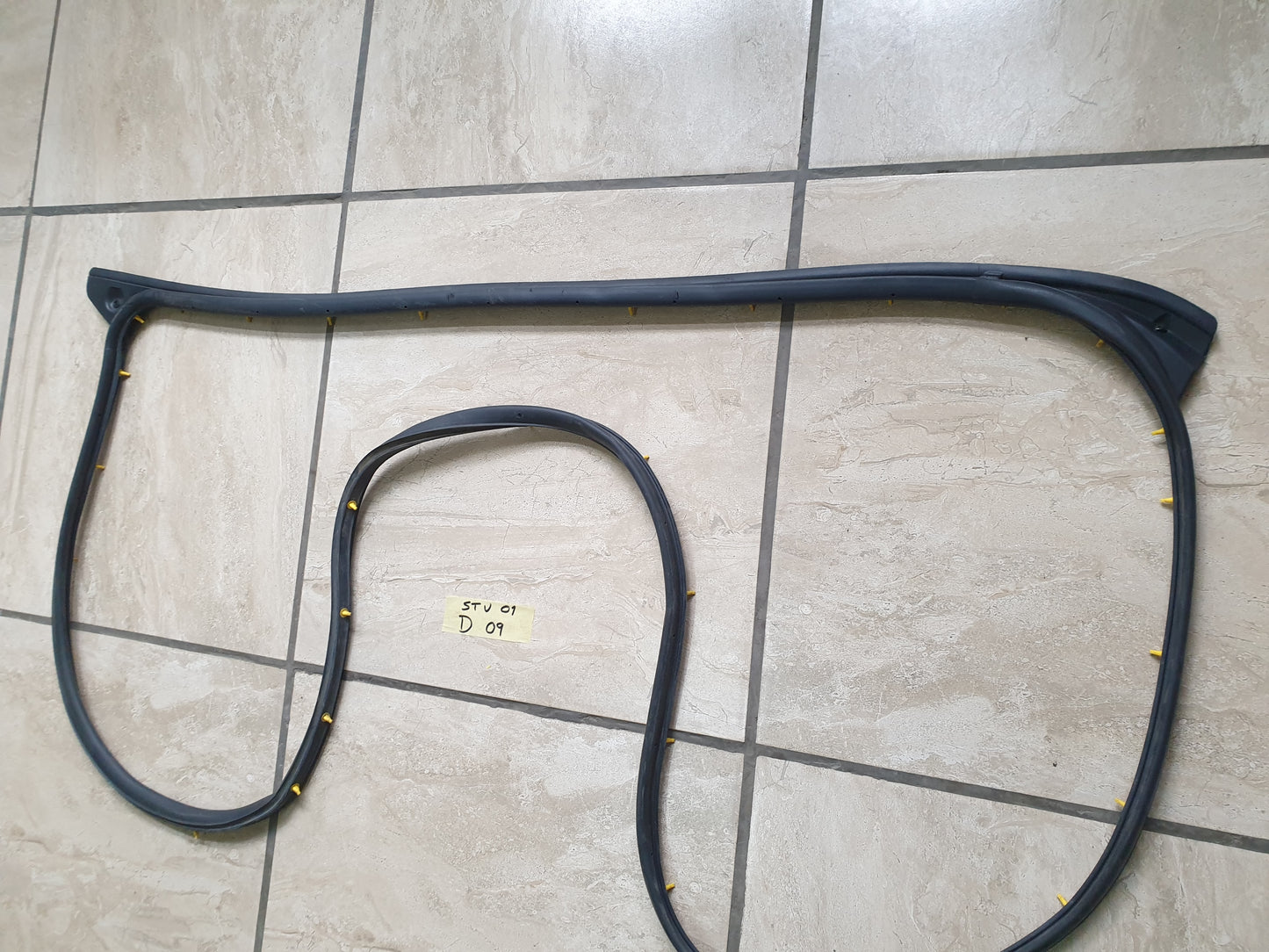 Isuzu D-Max 2021 Original Used Door Components - Slight Damage or Wear and Tear