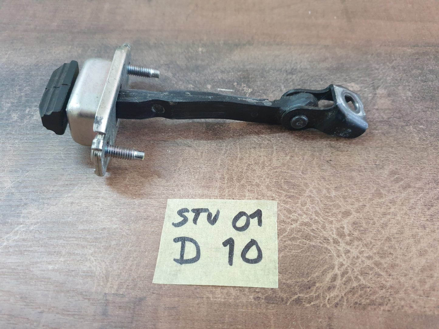 Isuzu D-Max 2021 Original Used Door Components - Slight Damage or Wear and Tear