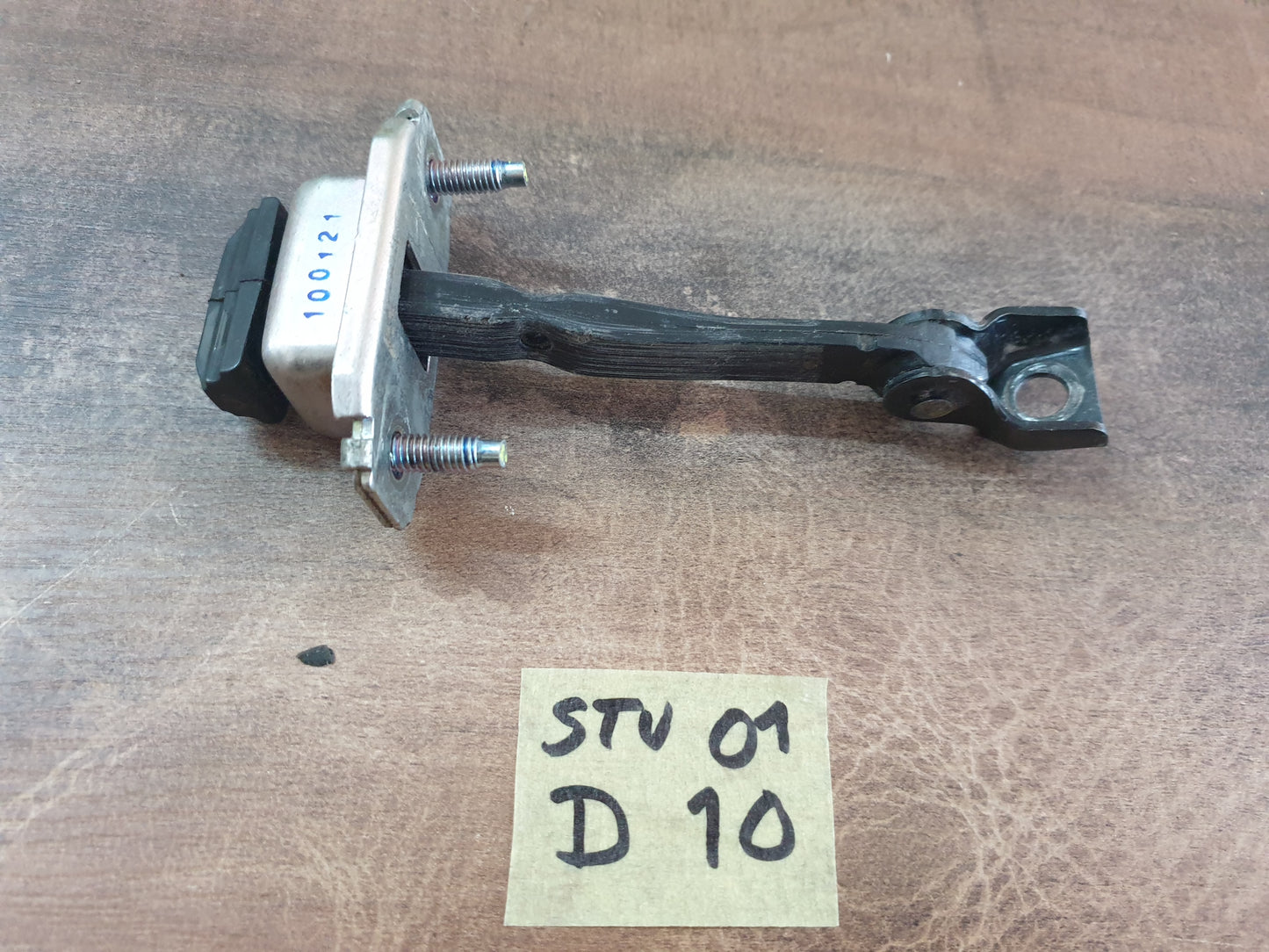 Isuzu D-Max 2021 Original Used Door Components - Slight Damage or Wear and Tear