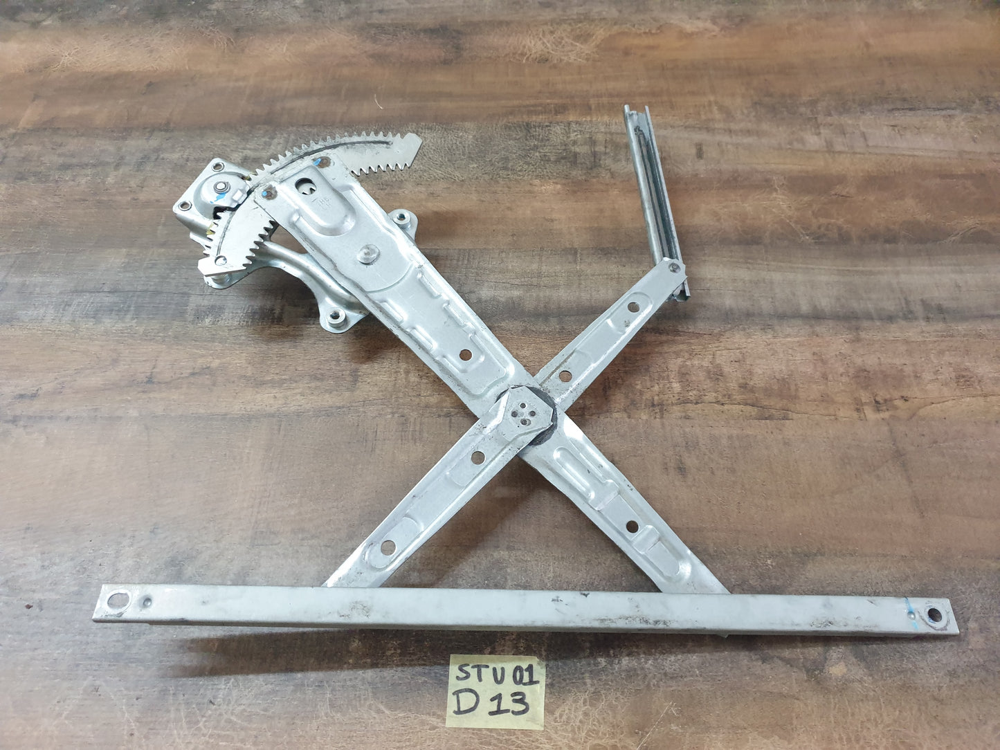 Isuzu D-Max 2021 Original Used Door Components - Slight Damage or Wear and Tear