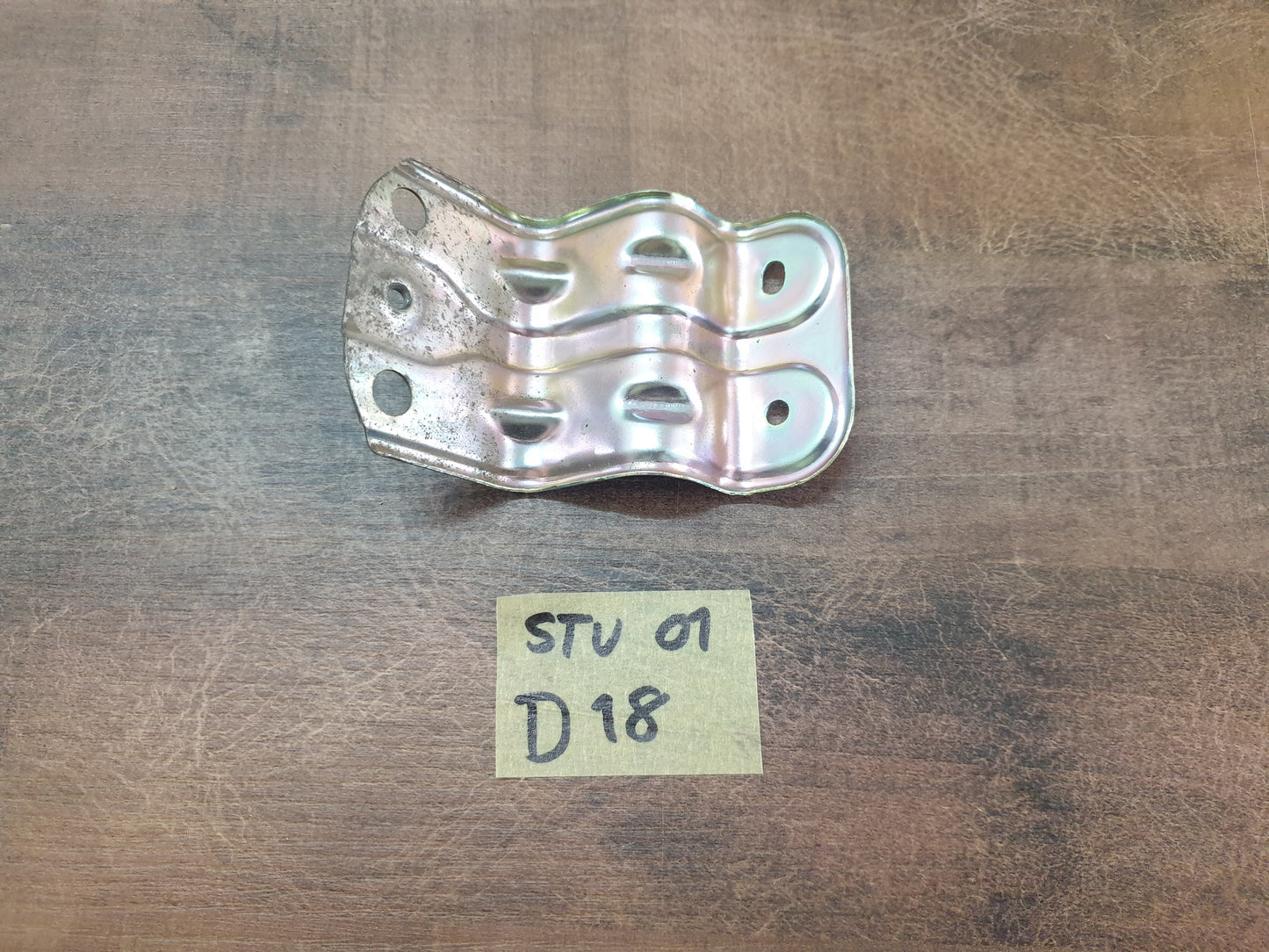 Isuzu D-Max 2021 Original Used Door Components - Slight Damage or Wear and Tear