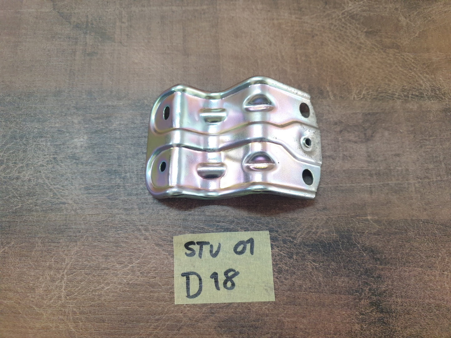 Isuzu D-Max 2021 Original Used Door Components - Slight Damage or Wear and Tear