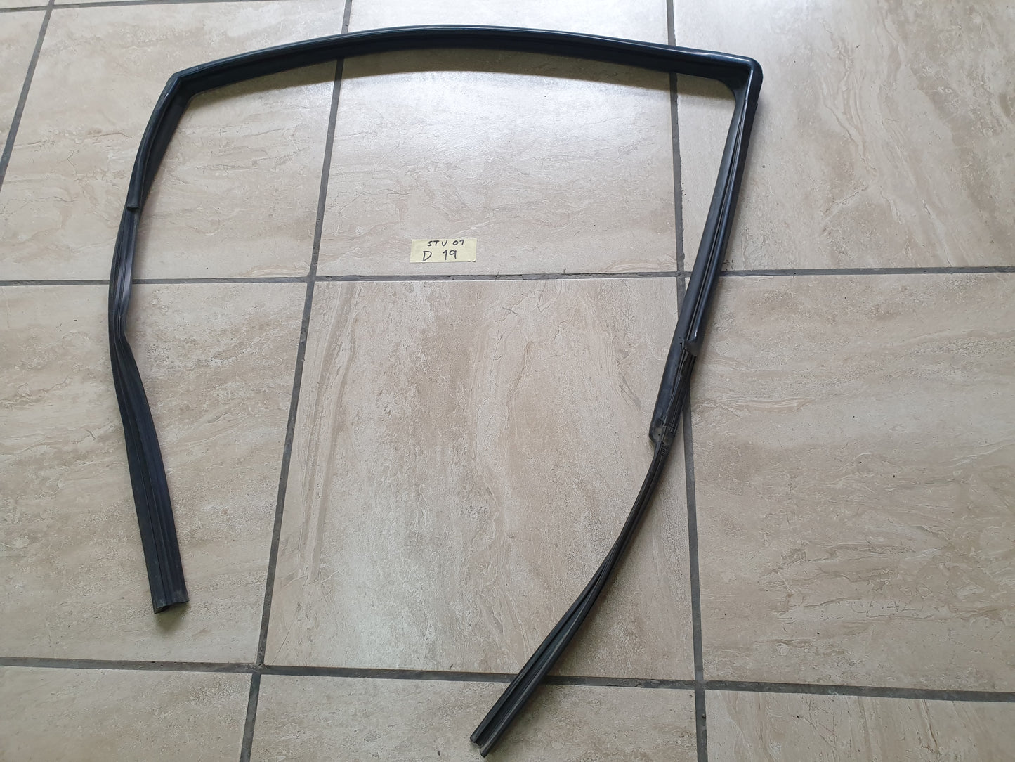 Isuzu D-Max 2021 Original Used Door Components - Slight Damage or Wear and Tear
