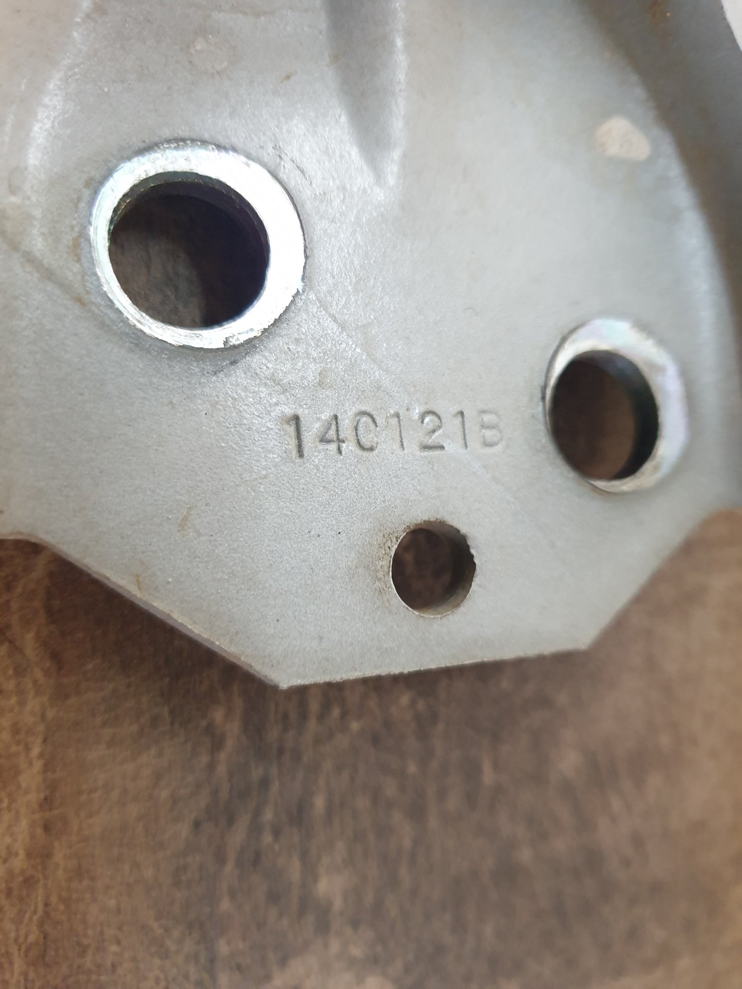 Isuzu D-Max 2021 Original Used Door Components - Slight Damage or Wear and Tear
