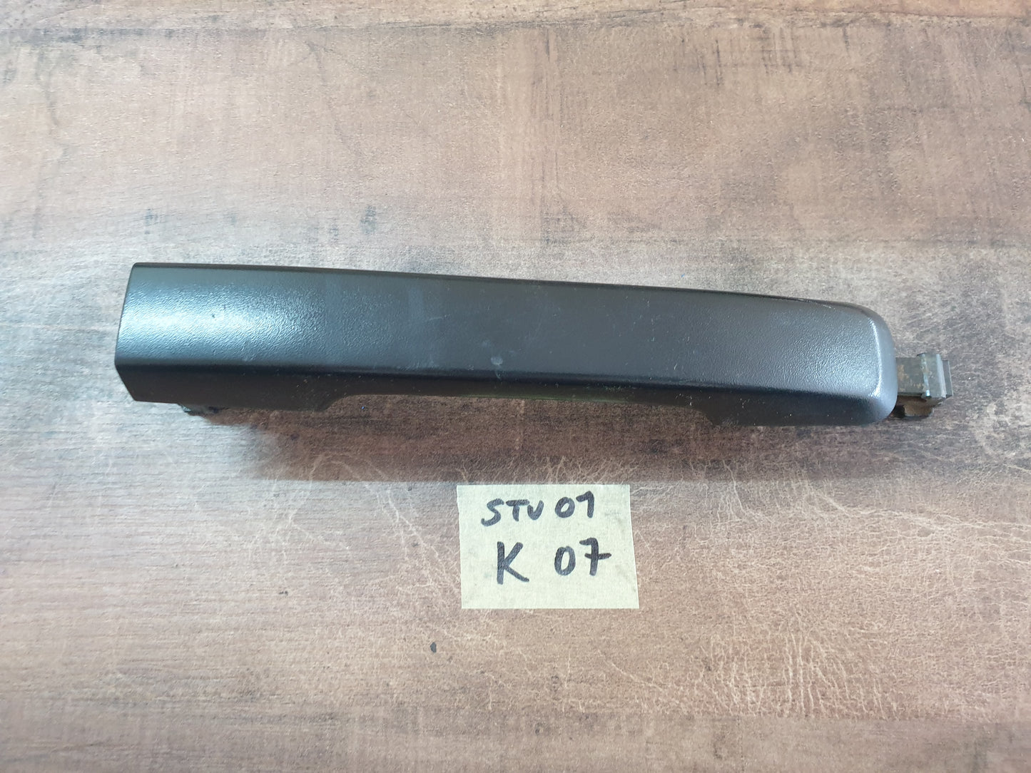 Isuzu D-Max 2021 Original Used Door Components - Slight Damage or Wear and Tear