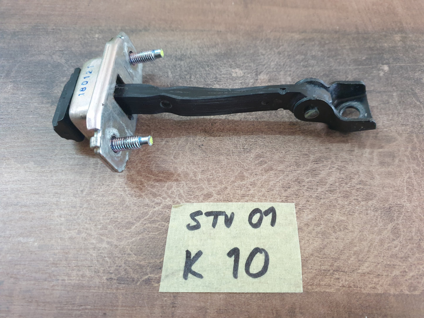 Isuzu D-Max 2021 Original Used Door Components - Slight Damage or Wear and Tear