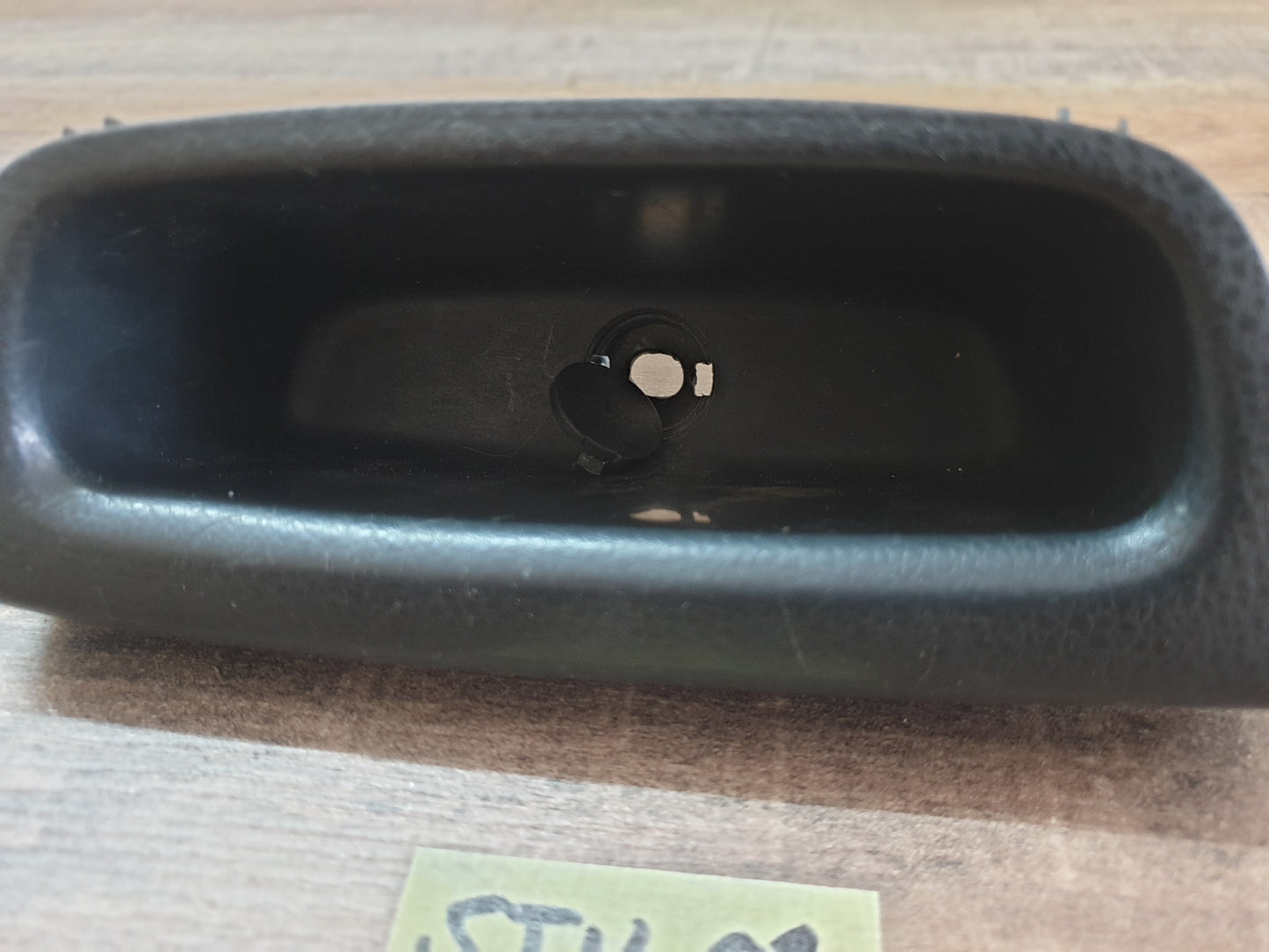 Isuzu D-Max 2021 Original Used Door Components - Slight Damage or Wear and Tear