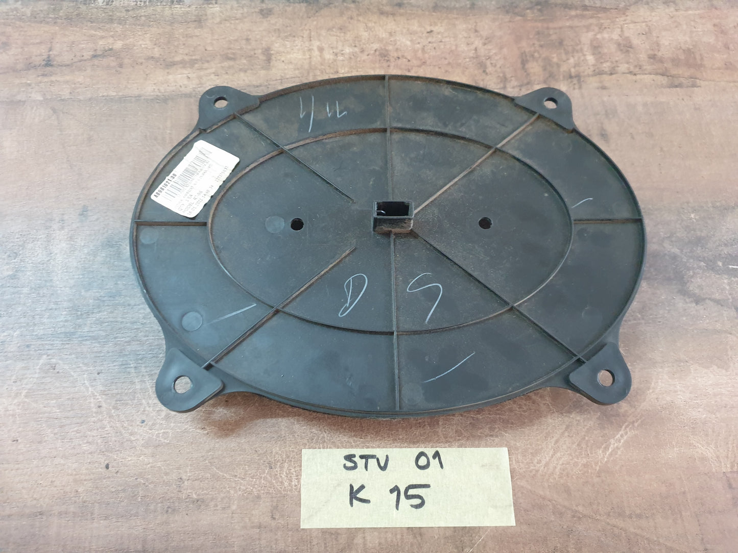 Isuzu D-Max 2021 Original Used Door Components - Slight Damage or Wear and Tear