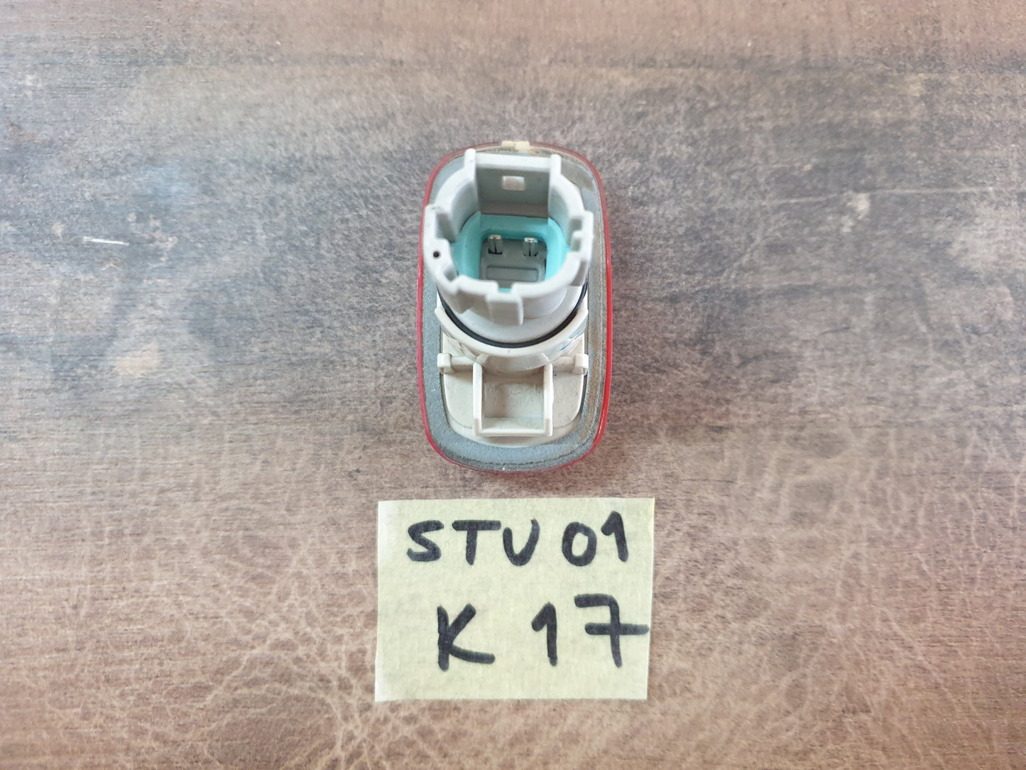 Isuzu D-Max 2021 Original Used Door Components - Slight Damage or Wear and Tear
