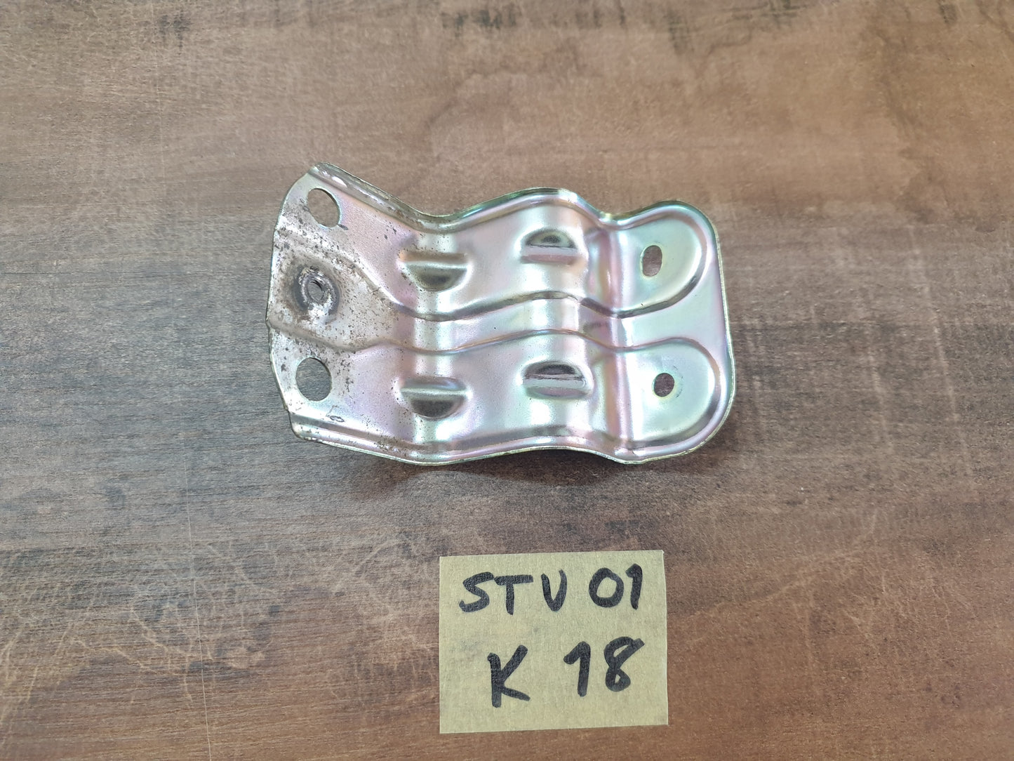 Isuzu D-Max 2021 Original Used Door Components - Slight Damage or Wear and Tear