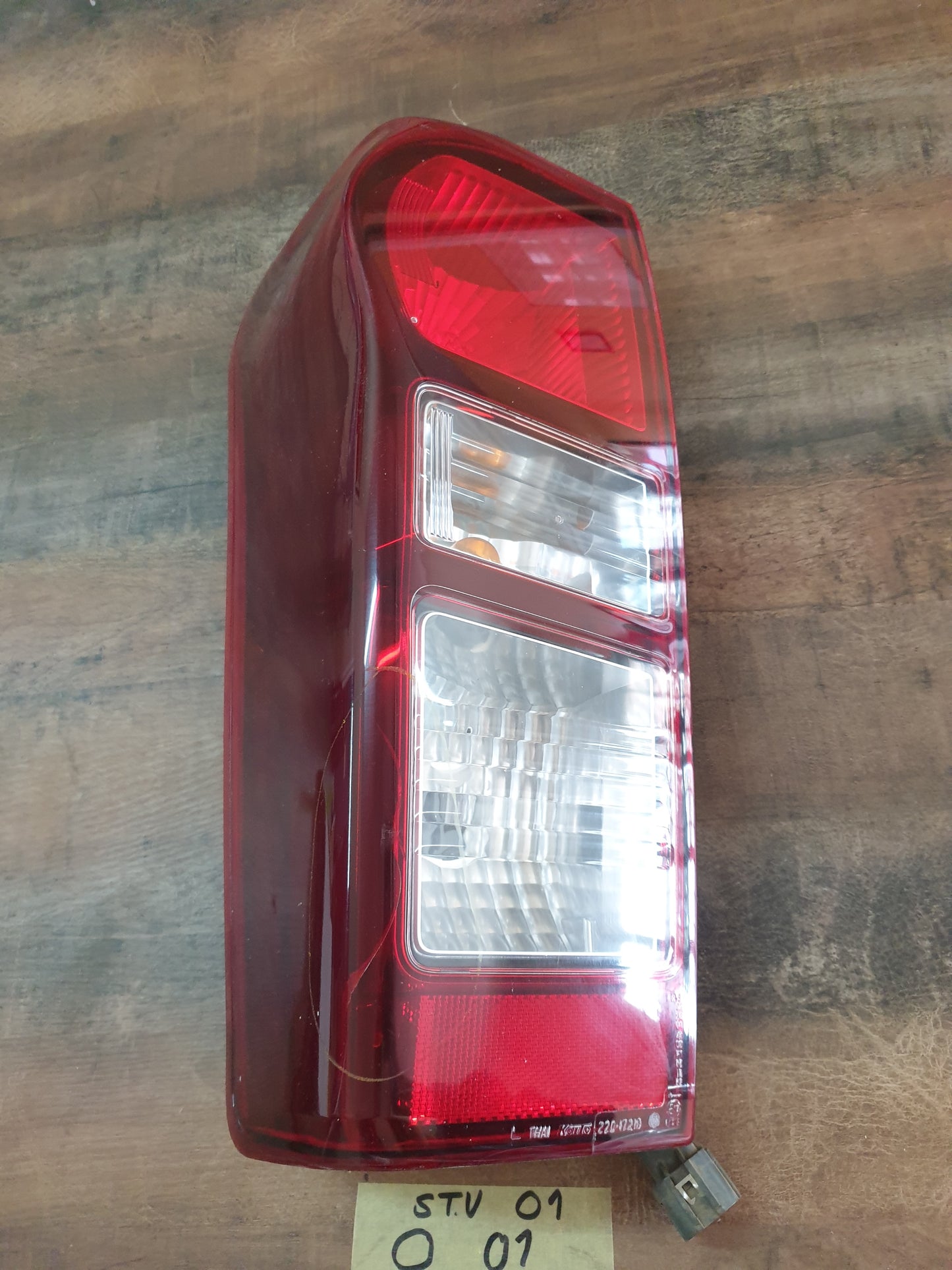 Isuzu D-Max 2021 Original Used Parts - Slight Damage or Wear and Tear