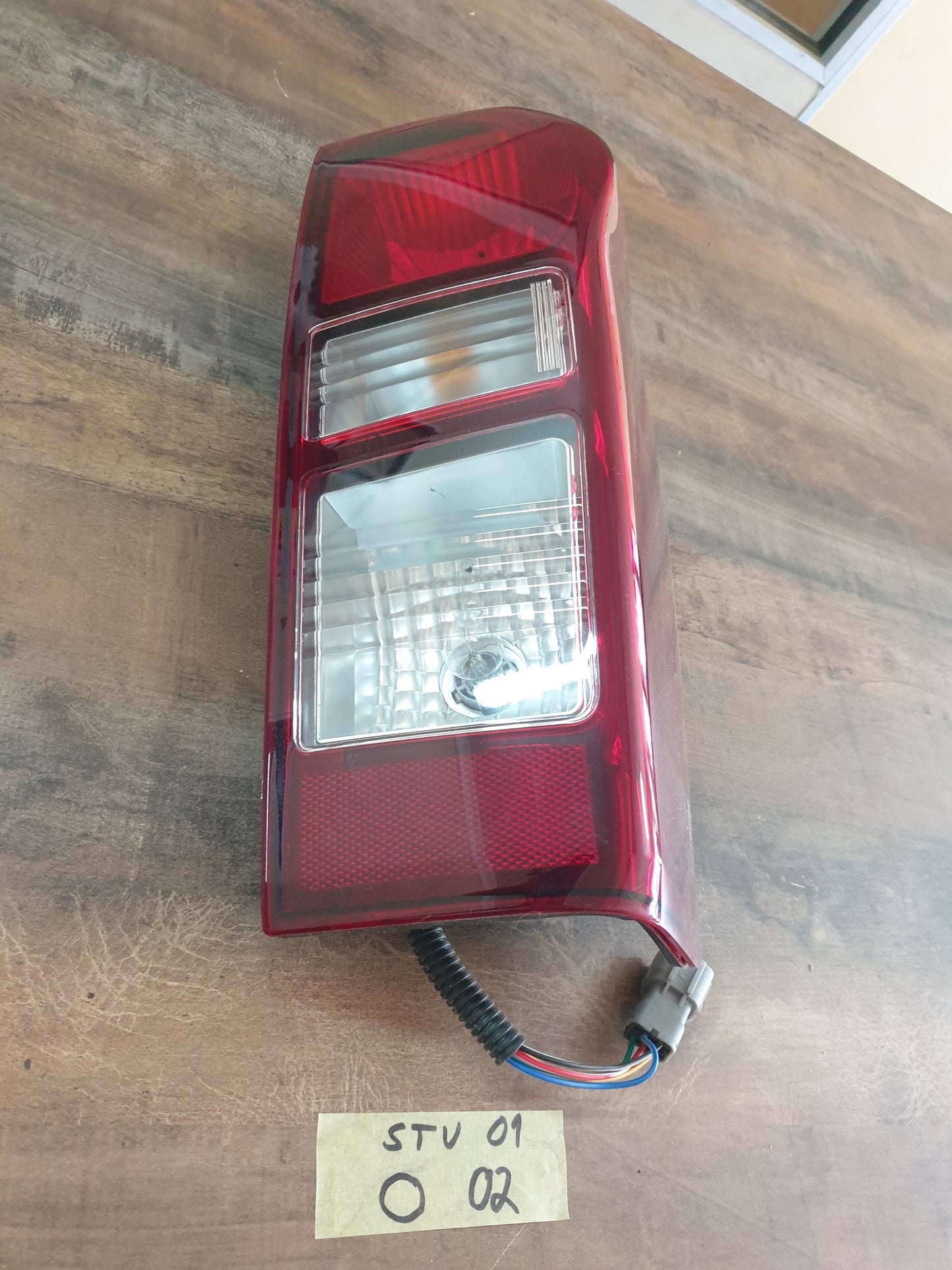 Isuzu D-Max 2021 Original Used Parts - Slight Damage or Wear and Tear