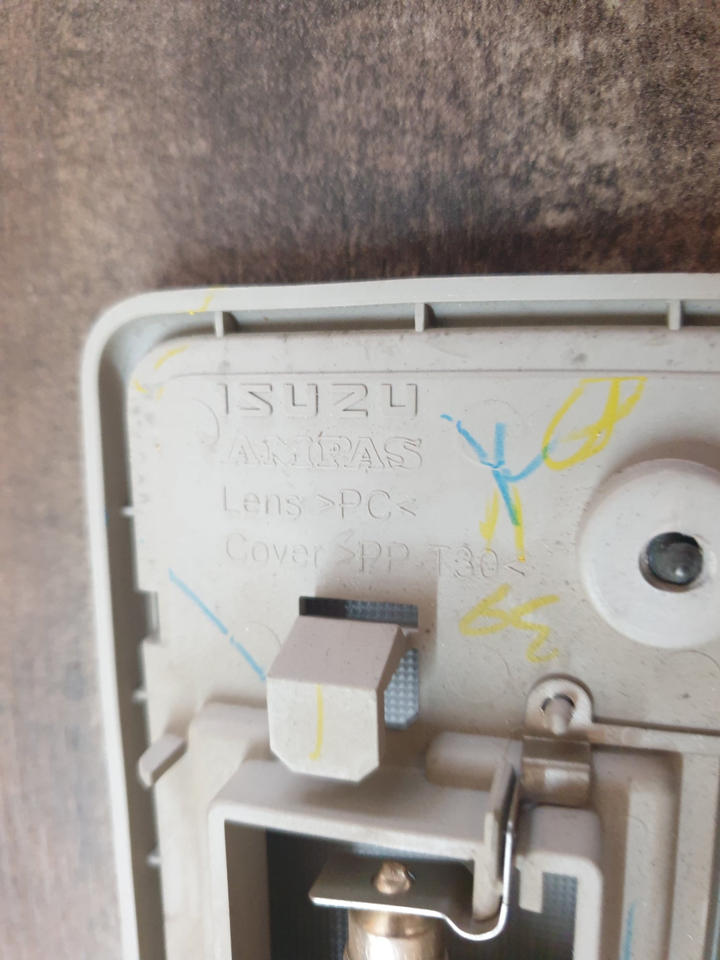 Isuzu D-Max 2021 Original Used Parts - Slight Damage or Wear and Tear