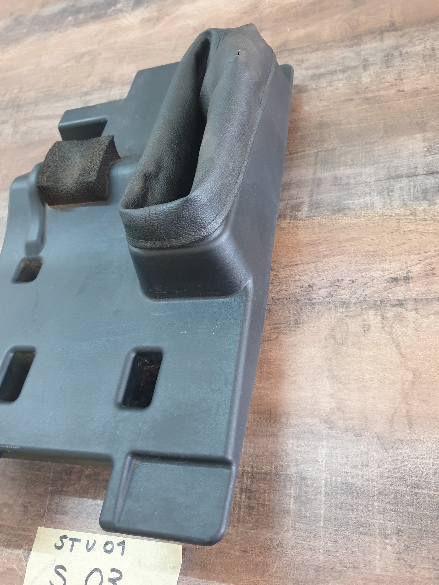 Isuzu D-Max 2021 Original Used Parts - Slight Damage or Wear and Tear