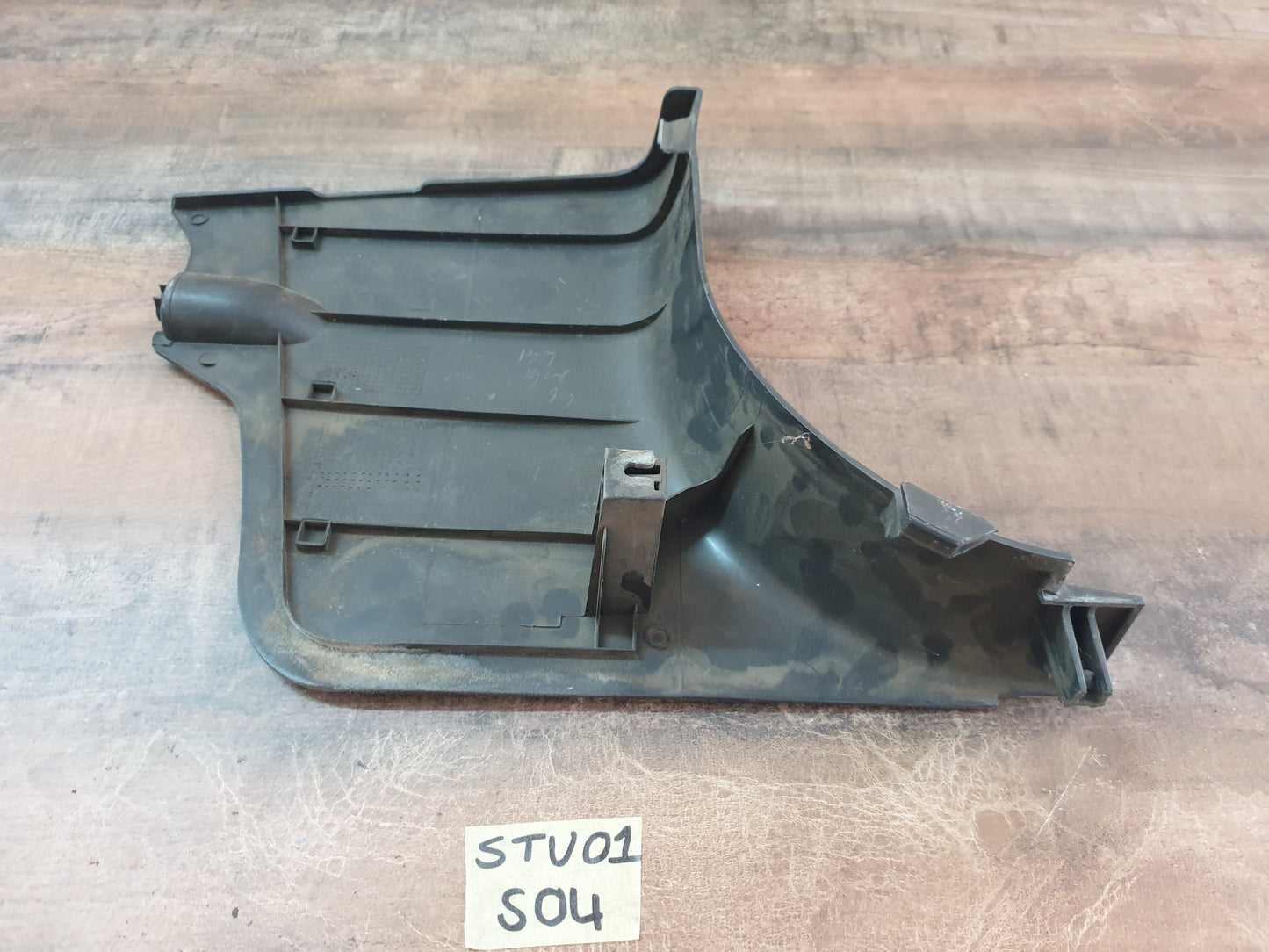 Isuzu D-Max 2021 Original Used Parts - Slight Damage or Wear and Tear