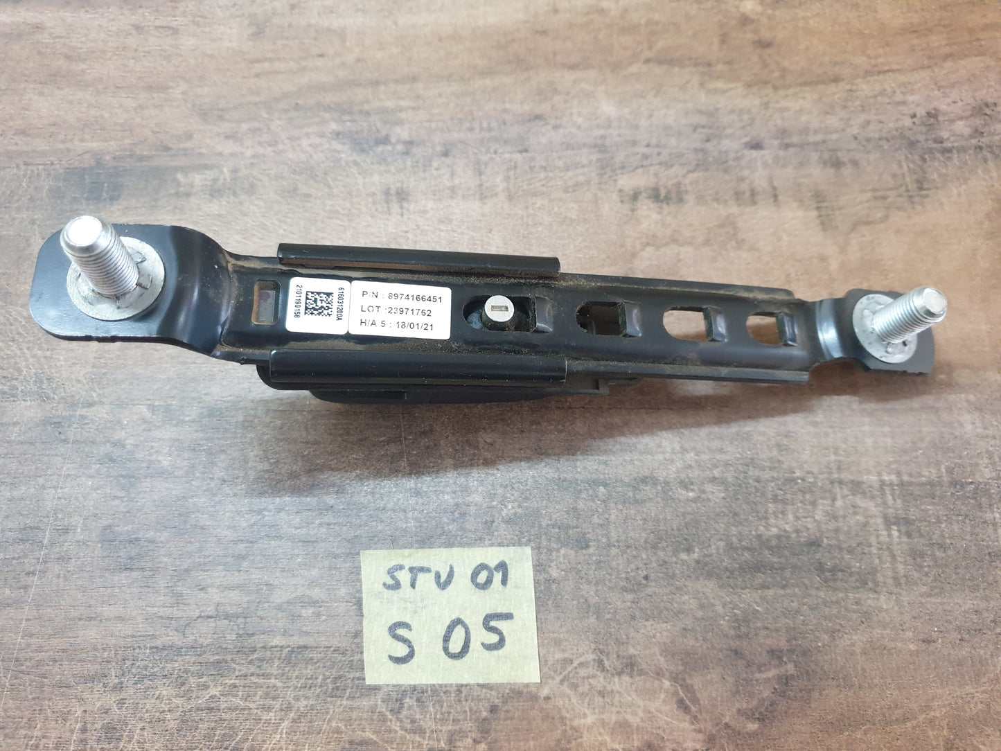 Isuzu D-Max 2021 Original Used Parts - Slight Damage or Wear and Tear
