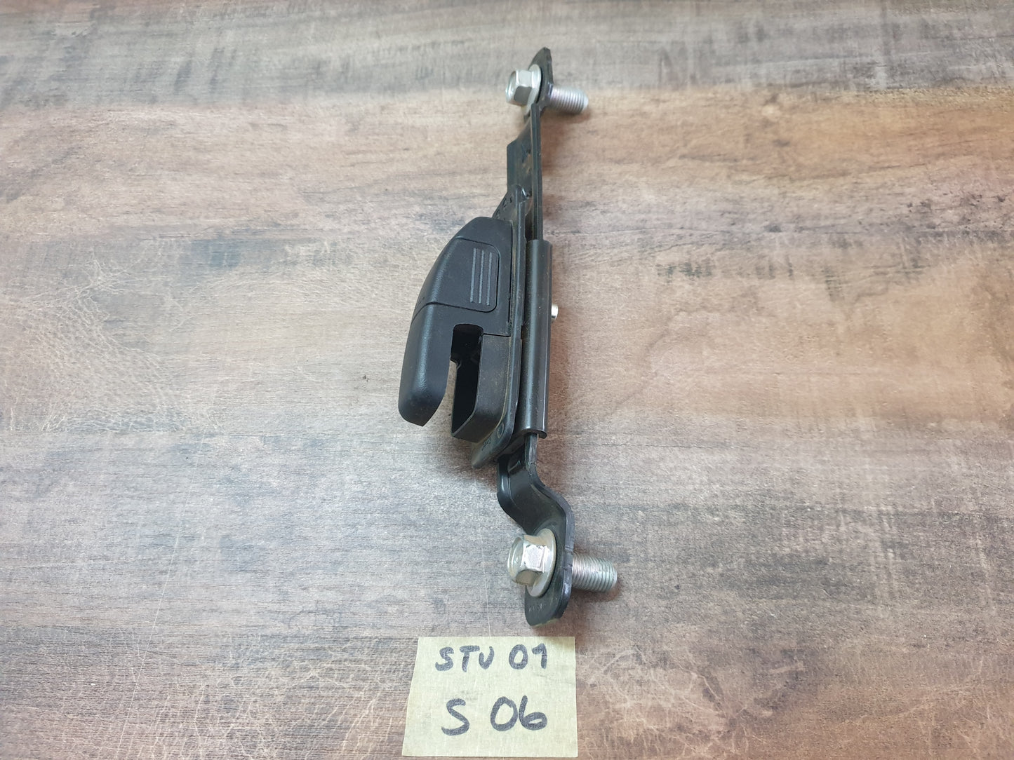 Isuzu D-Max 2021 Original Used Parts - Slight Damage or Wear and Tear