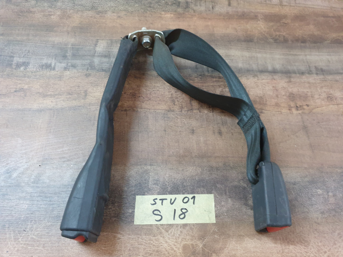 Isuzu D-Max 2021 Original Used Parts - Slight Damage or Wear and Tear