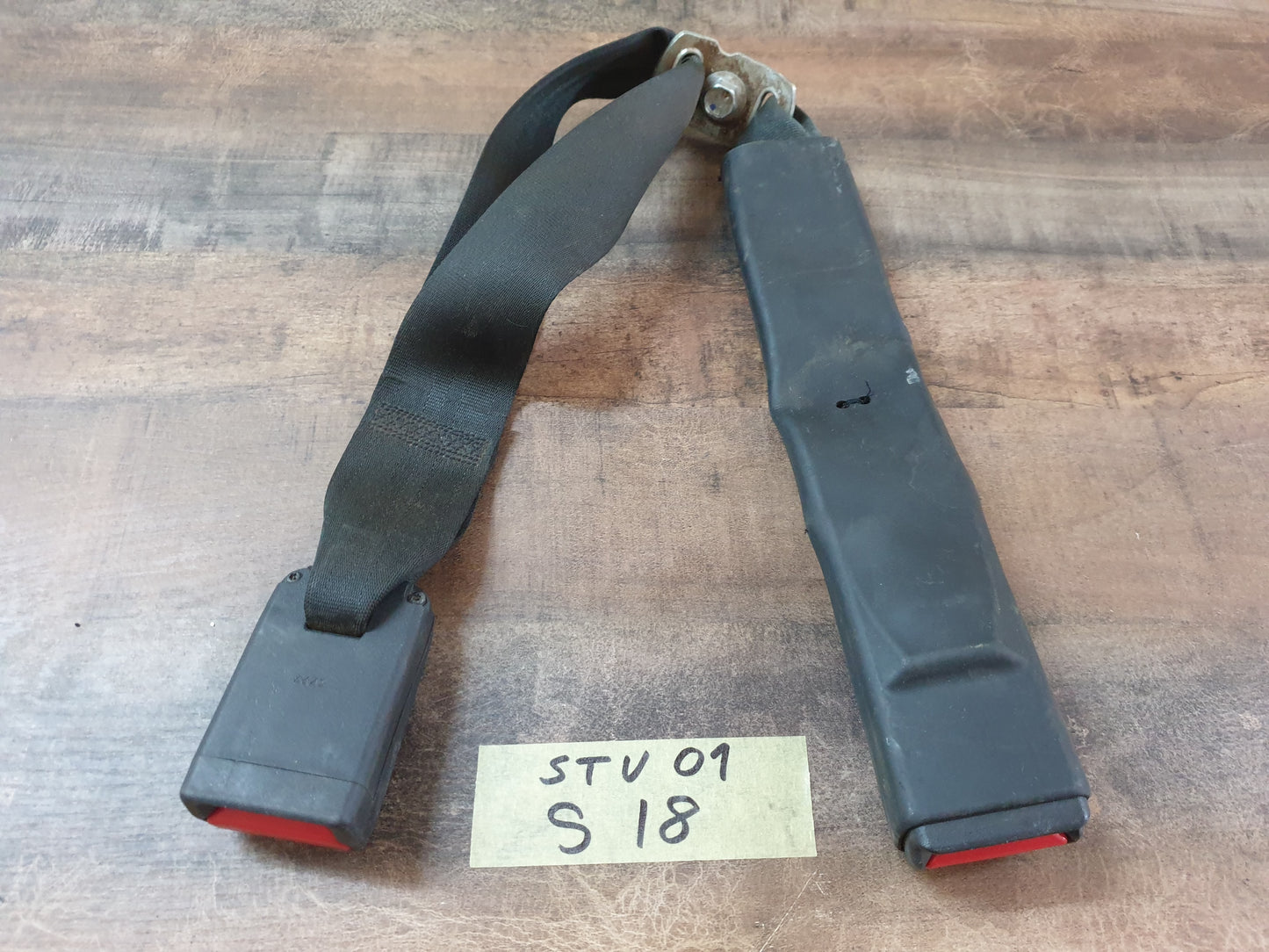 Isuzu D-Max 2021 Original Used Parts - Slight Damage or Wear and Tear