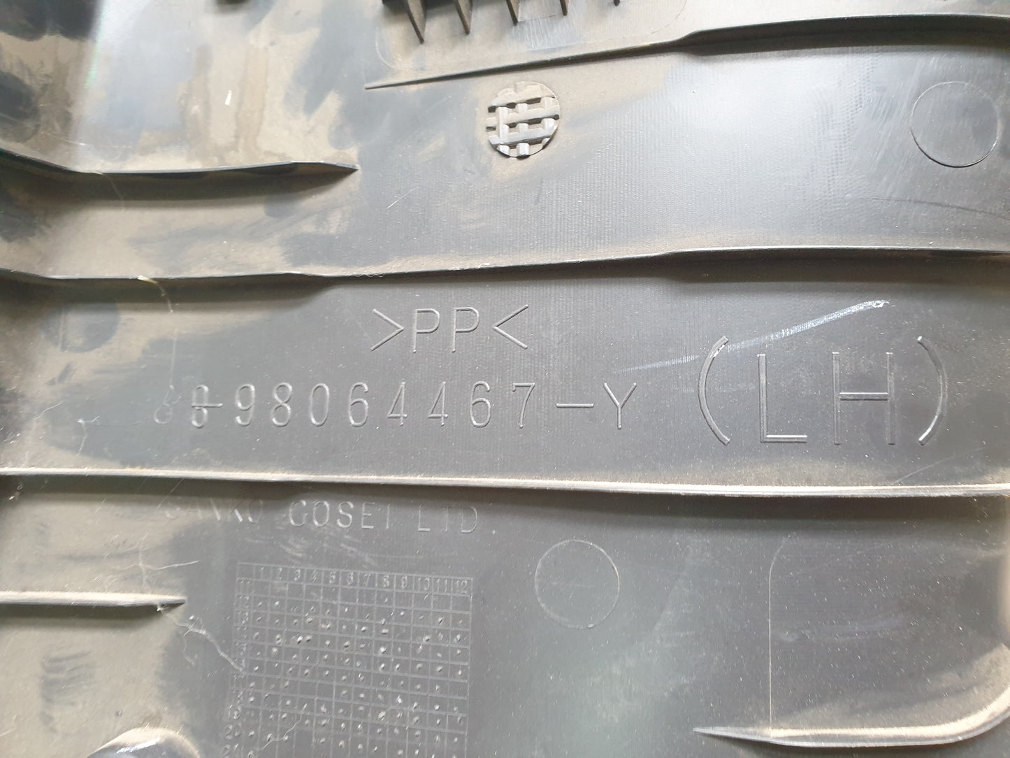 Isuzu D-Max 2021 Original Used Parts - Slight Damage or Wear and Tear