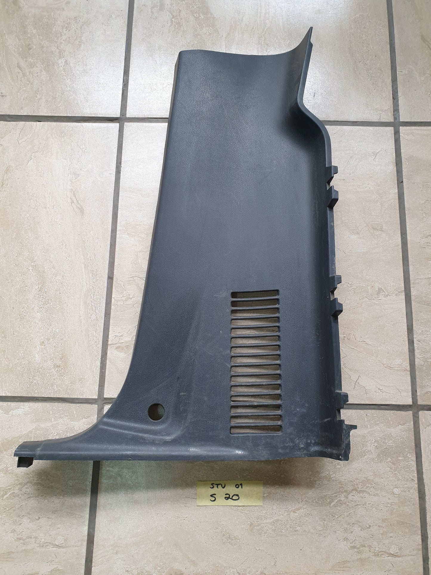 Isuzu D-Max 2021 Original Used Parts - Slight Damage or Wear and Tear