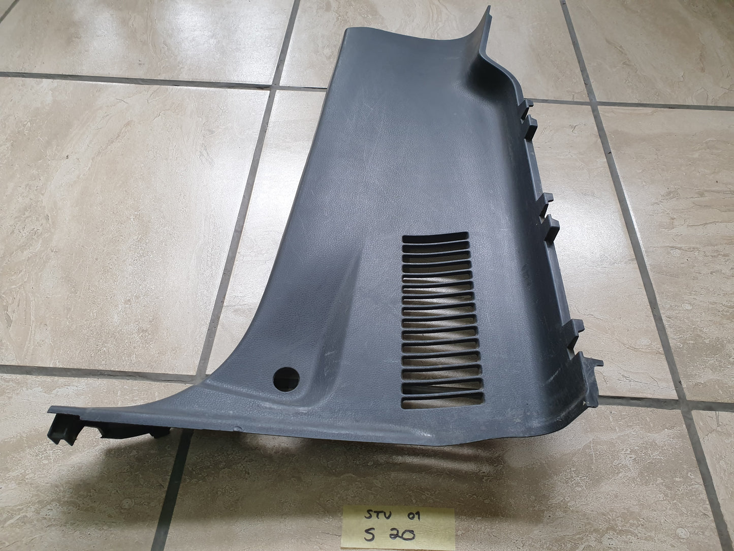 Isuzu D-Max 2021 Original Used Parts - Slight Damage or Wear and Tear