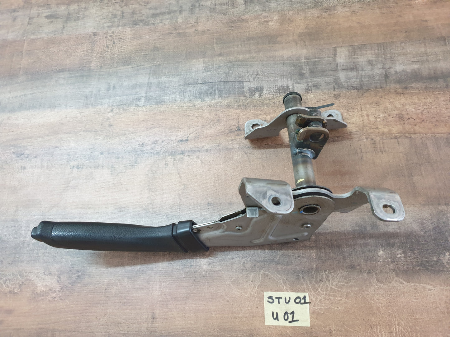 Isuzu D-Max 2021 Original Used Parts - Slight Damage or Wear and Tear