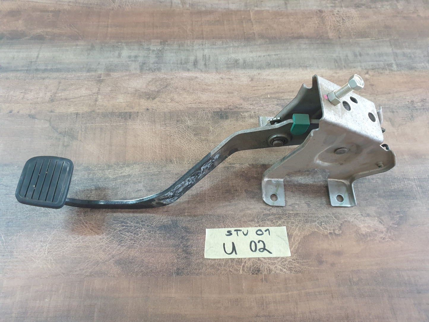 Isuzu D-Max 2021 Original Used Parts - Slight Damage or Wear and Tear