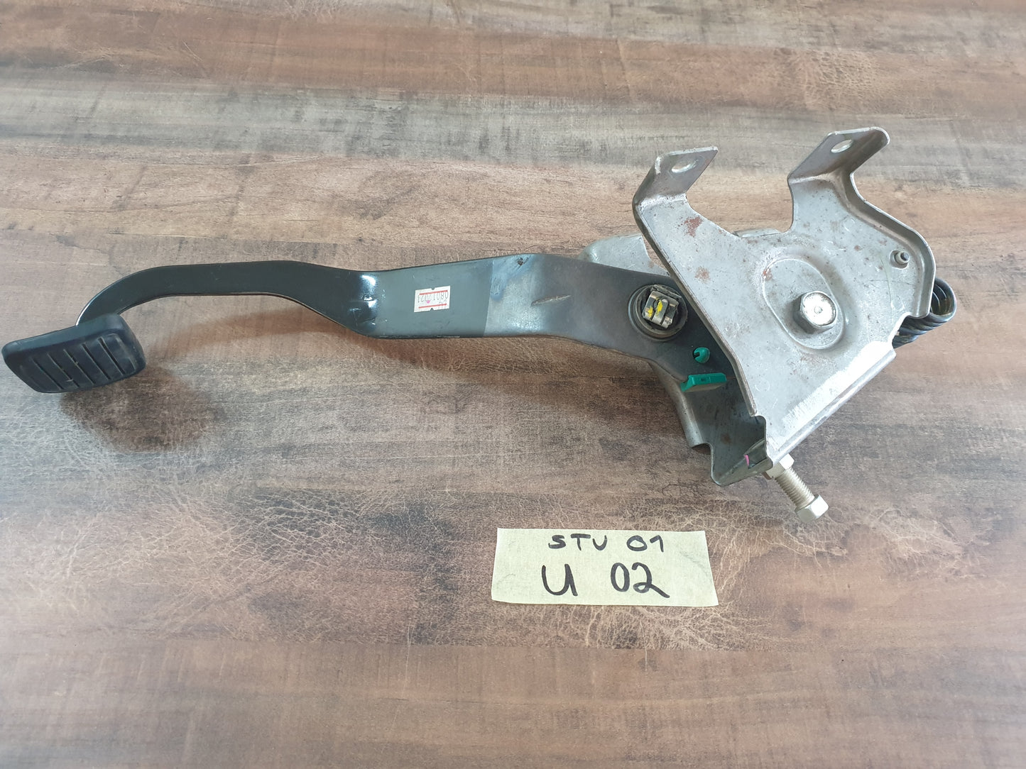 Isuzu D-Max 2021 Original Used Parts - Slight Damage or Wear and Tear