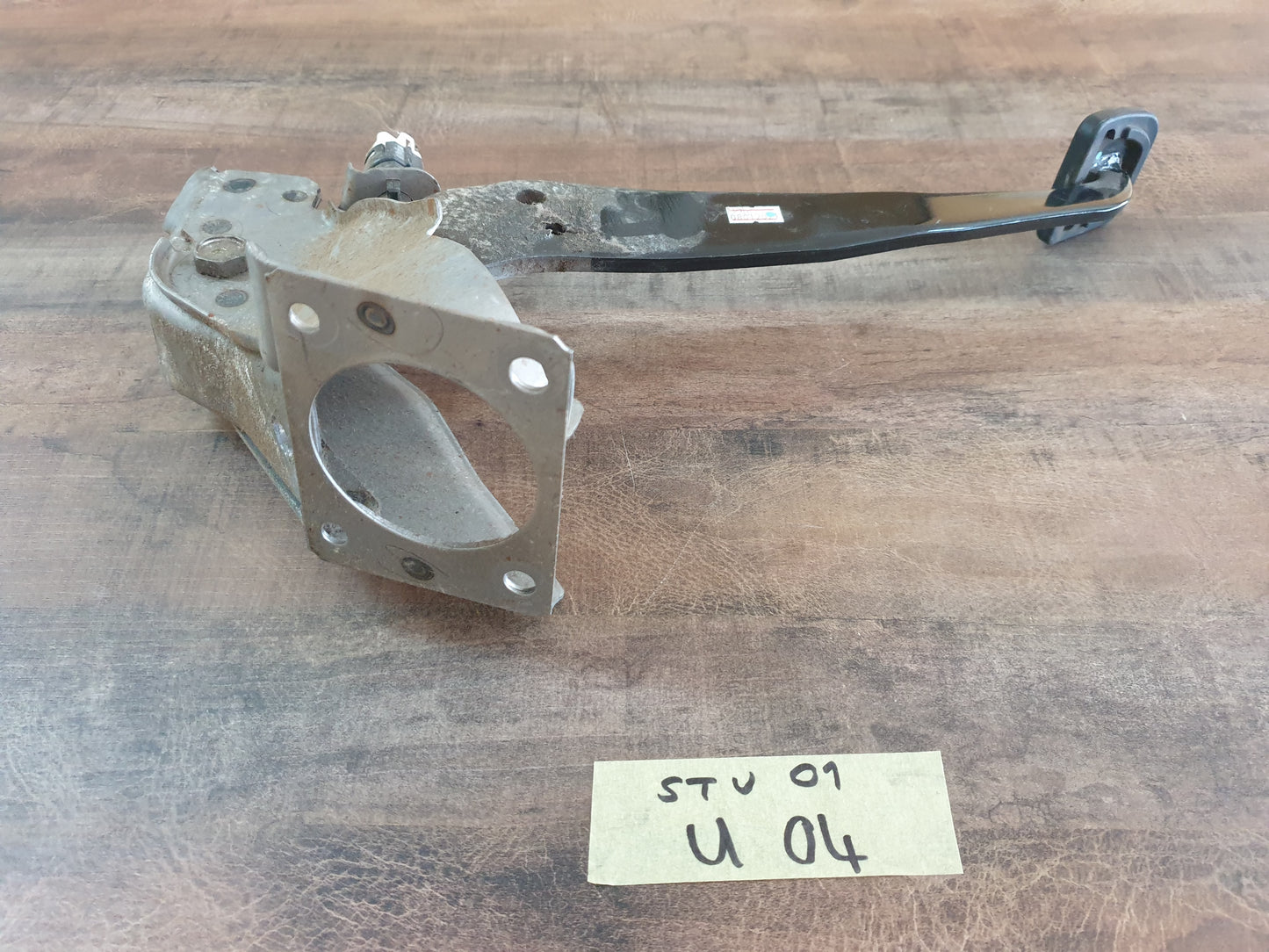 Isuzu D-Max 2021 Original Used Parts - Slight Damage or Wear and Tear