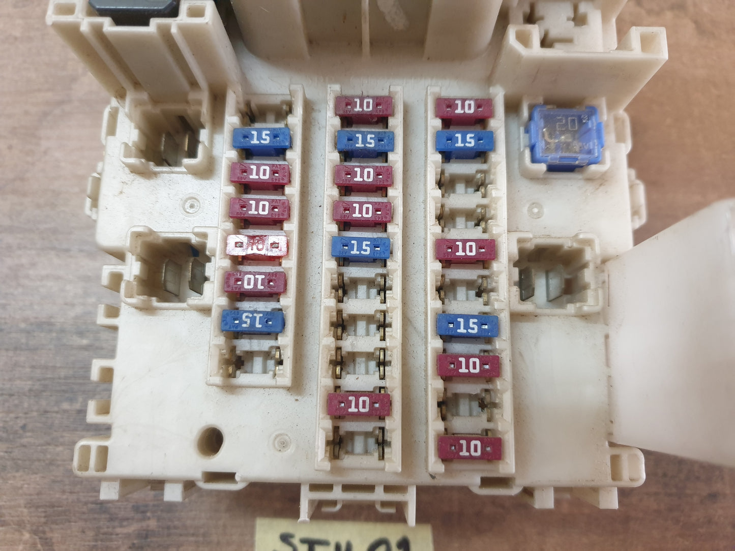 Isuzu D-Max 2021 Original Used Parts - Slight Damage or Wear and Tear