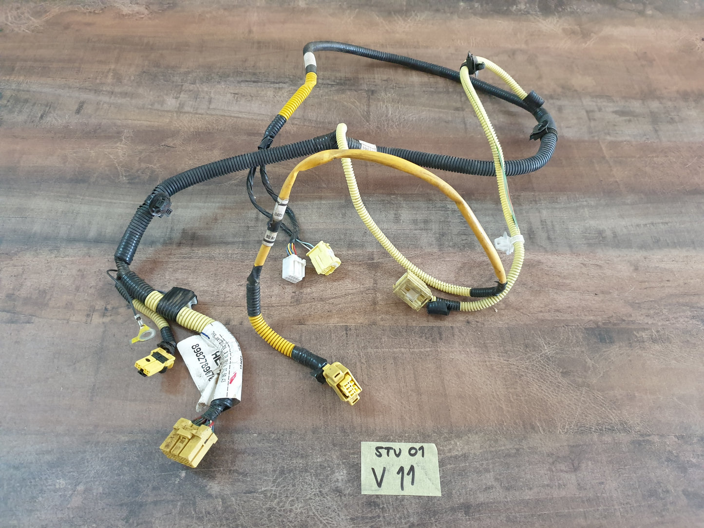 Isuzu D-Max 2021 Original Used Parts - Slight Damage or Wear and Tear