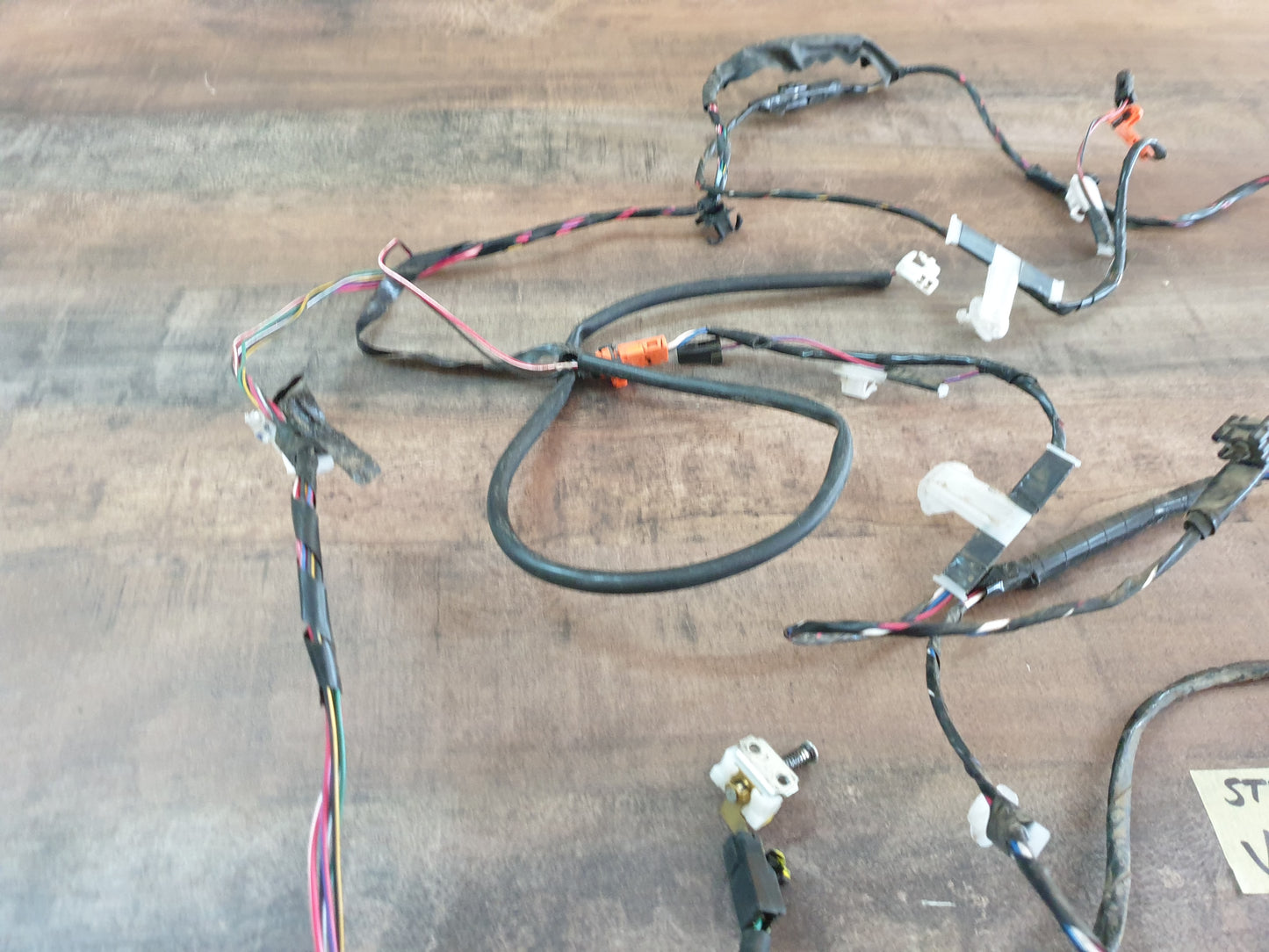 Isuzu D-Max 2021 Original Used Parts - Slight Damage or Wear and Tear
