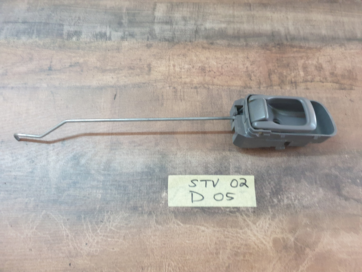 Nissan NP300 Original Used Door Components - Slight Damage or Wear and Tear